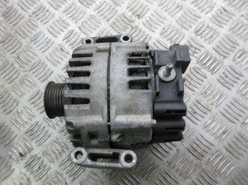 MERCEDES GLK X204 2.2 CDI ALTERNATOR A0009060601