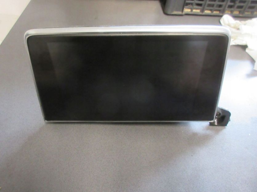 PEUGEOT 5008 II 2018 R. 1.6 THP LICZNIK EKRAN NAWIGACJA