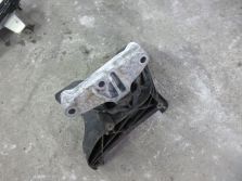 PEUGEOT 5008 II 2018 R. 1.6 THP PODUSZKA SILNIKA