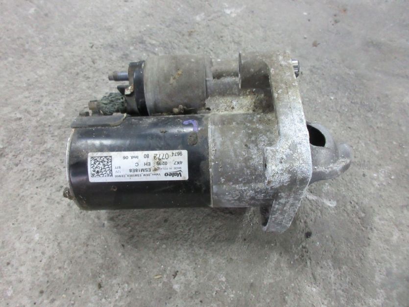 PEUGEOT 5008 II 2018 R. 1.6 THP ROZRUSZNIK 9674077280