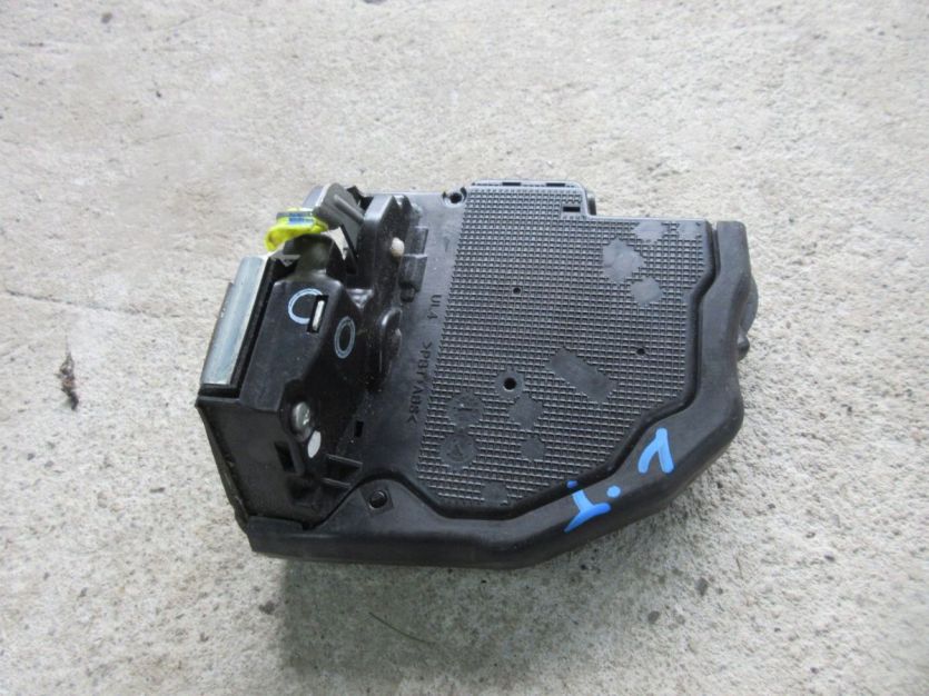 HONDA CIVIC IX SEDAN 12-16 ZAMEK LEWY TYŁ