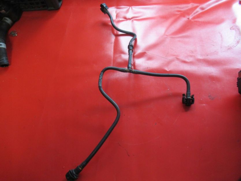 OPEL ASTRA K HB LIFT V 19-22 12 T RURKA PRZWEWÓD ZBIORNICZKA 39217483