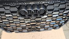 Atrapa chłodnicy GRILL Audi RSQ3 83A 19- Q3 RS 83A853651D ORYGINAŁ NOWY !!!