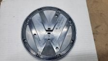 Znaczek Logo Embelmat Klapy TYŁ Tylny VW Volkswagen Amarok OE 2H5853630A