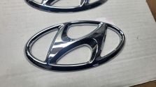 Znaczek Logo Emblemat Hyundai i30 III 17- 86320-G4200 ORYGINAŁ NOWY !!!
