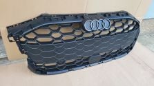 Atrapa chłodnicy GRILL Audi A3 8Y LIFT 24- OE 8Y0853651 BLACK ORYG. NOWY !!