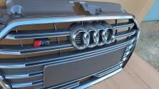 Atrapa chłodnicy GRILL Audi S3 8V LIFT 16-20 RADAR OE 8V3853651AE NOWY !!!