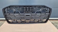 Atrapa chłodnicy GRILL Audi A6 C8 4K LIFT OE 4K0853651T BLACK ORYG. NOWY !!