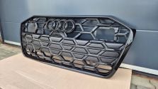 Atrapa chłodnicy GRILL Audi A6 C8 4K LIFT OE 4K0853651T BLACK ORYG. NOWY !!