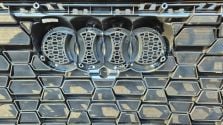 Atrapa chłodnicy GRILL Audi RSQ3 83A 19- Q3 RS 83A853651D ORYGINAŁ NOWY !!!