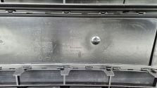 Atrapa chłodnicy GRILL Audi A4 B9 8W0 15-19 OE 8W0853651AB ORYG POŁYSK NOWA