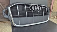 Atrapa chłodnicy GRILL Audi Q7 4M LIFT 19- OE 4M0853651AJ AH AG AF OE NOWA!