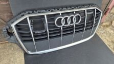 Atrapa chłodnicy GRILL Audi Q7 4M LIFT 19- OE 4M0853651AJ AH AG AF OE NOWA!