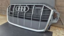 Atrapa chłodnicy GRILL Audi Q7 4M LIFT 19- OE 4M0853651AJ AH AG AF OE NOWA!