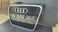 Atrapa chłodnicy GRILL Audi RS4 B7 8E0 05-08 8E0853651L ORYG. NOWA RARYTAS!