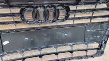 Atrapa chłodnicy GRILL Audi A4 B9 8W0 8W 15-19 CHROM OE 8W0853651AB NOWA !!