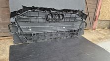 Atrapa chłodnicy GRILL Audi A4 B9 8W LIFT 19- OE 8W0853651DF DH BLACK NOWY!