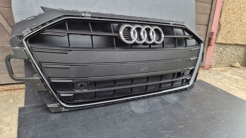 Atrapa chłodnicy GRILL Audi A4 B9 8W LIFT 19- OE 8W0853651DF DH BLACK NOWY!