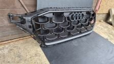 Atrapa chłodnicy GRILL Audi SQ8 Q8 LIFT 2023- OE 4M8853651BS CK BR CL NOWY!