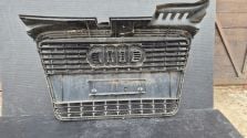 Atrapa chłodnicy GRILL Audi A4 B7 8E0 2005-2008 OE 8E0853651Q ORYGINAŁ !