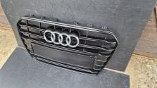 Atrapa chłodnicy GRILL Audi A5 8T0 LIFT 11-16 BLACK OE 8T0853651G H Ładny!