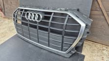 Atrapa chłodnicy GRILL Audi Q5 80A FY 20-23 OE 80A853651 Stan BDB! ORYGINAŁ