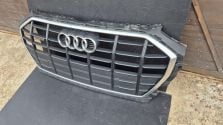 Atrapa chłodnicy GRILL Audi Q5 80A FY 20-23 OE 80A853651 Stan BDB! ORYGINAŁ