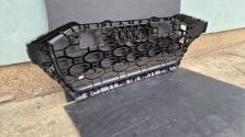 Atrapa chłodnicy GRILL Audi RSQ8 SQ8 Q8 18-23 OE 4M8853651BK BL BN BM NOWY!