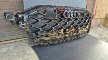 Atrapa chłodnicy GRILL Audi RSQ8 SQ8 Q8 LIFT 24- OE 4M8853651CB CC NOWY !!!