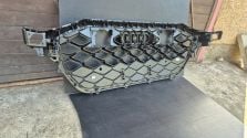 Atrapa chłodnicy GRILL Audi RSQ8 SQ8 Q8 LIFT 24- OE 4M8853651CB CC NOWY !!!