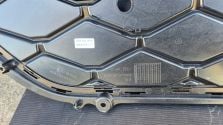 Atrapa chłodnicy GRILL Audi RSQ8 SQ8 Q8 LIFT 24- OE 4M8853651CB CC NOWY !!!