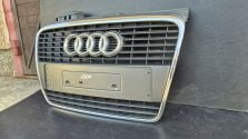 Atrapa chłodnicy GRILL Audi A4 B7 8E0 2005-2008 OE 8E0853651Q Stan BDB ORYG