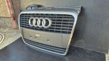 Atrapa chłodnicy GRILL Audi A4 B7 8E0 2005-2008 OE 8E0853651Q Stan BDB ORYG