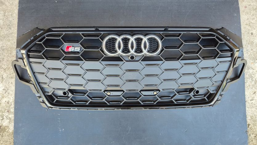 Atrapa chłodnicy GRILL Audi S5 A5 F5 8W6 LIFT 19- MAT + CHROMY ORYG. NOWA
